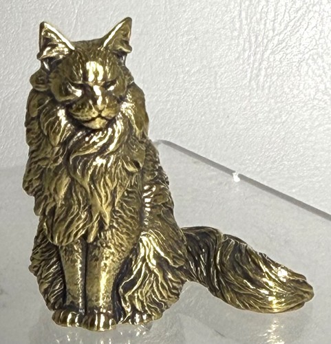 Collectibal brass maine coon - brass,