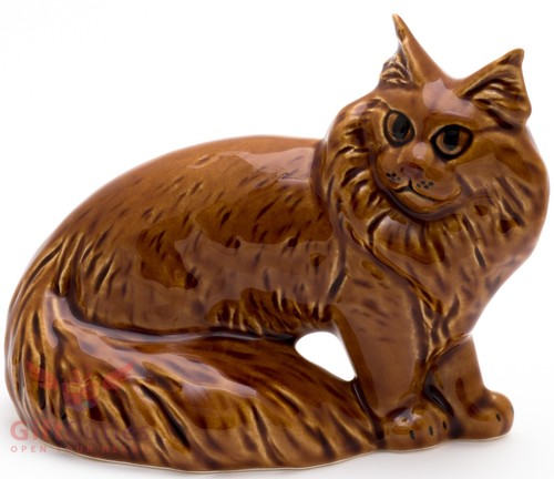 Porcelain figurine maine - porcelain,